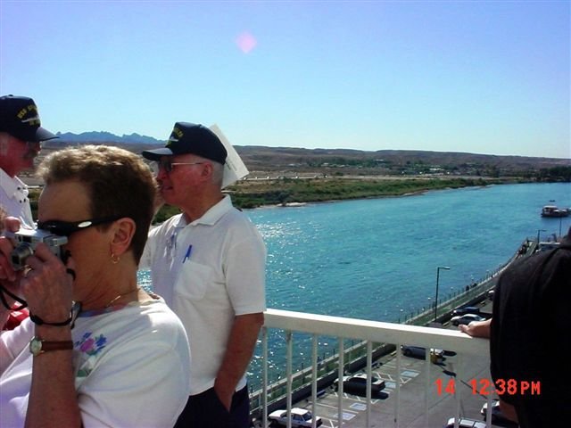 laughlin20030681.jpg